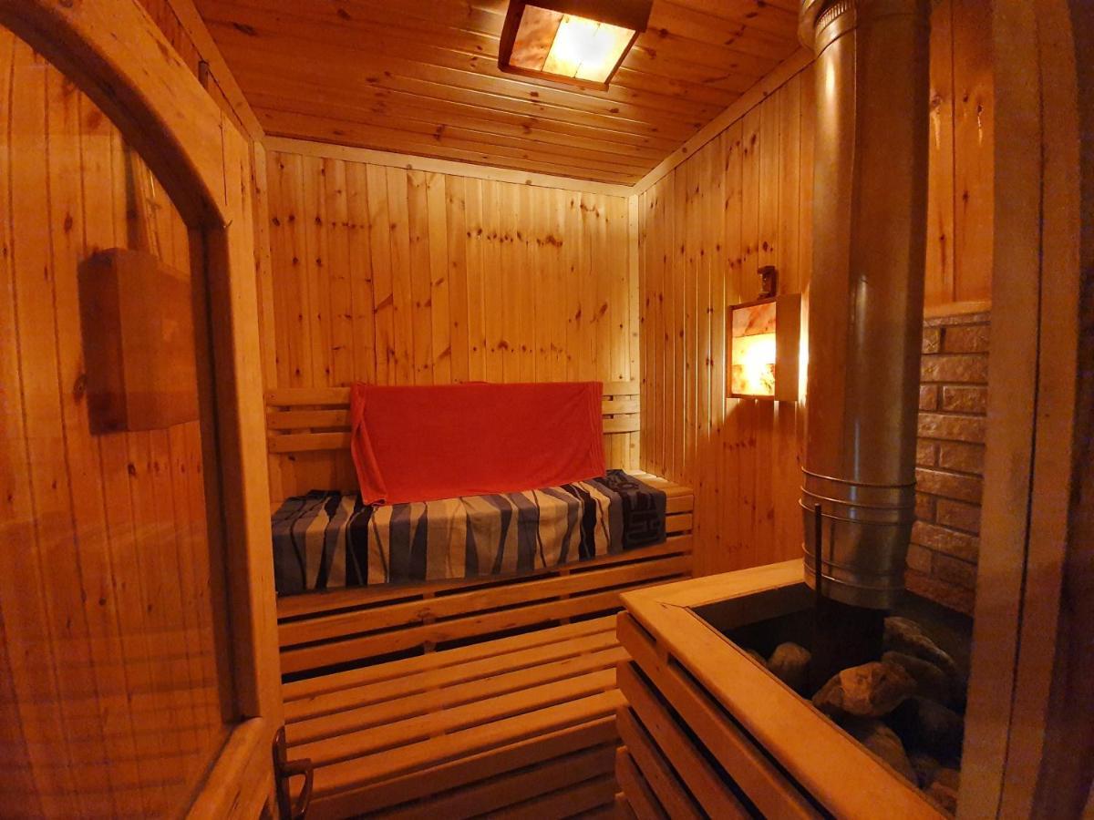 Hotel Casa Axa Paraul Carjei Zewnętrze zdjęcie