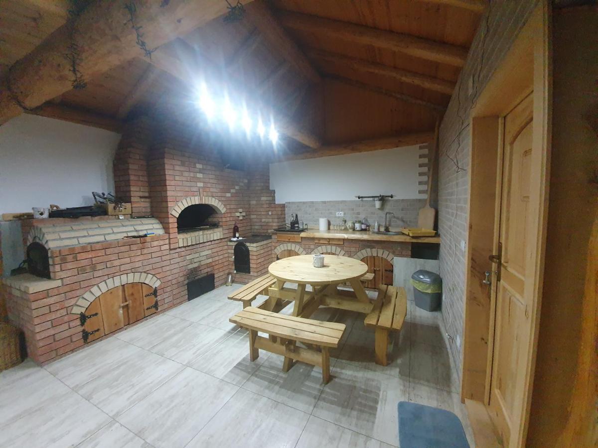 Hotel Casa Axa Paraul Carjei Zewnętrze zdjęcie